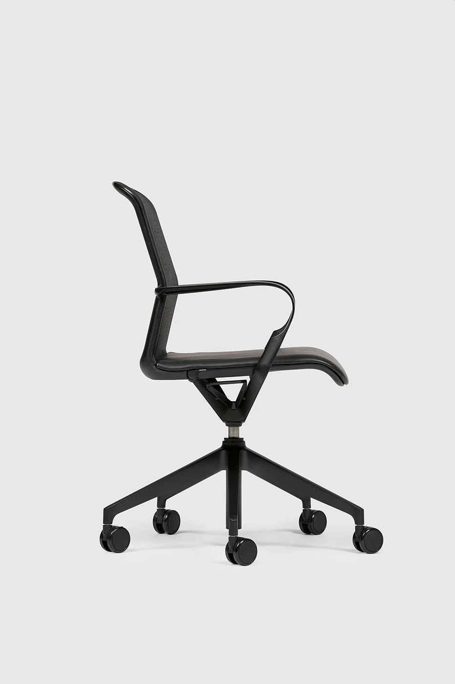 FILO Chair, Fußkreuz gepolstert höheneverstellbar mit Rollen mit Armlehne ungepolstert Premium Stuhl, Bene Büromöbel, Bild 2