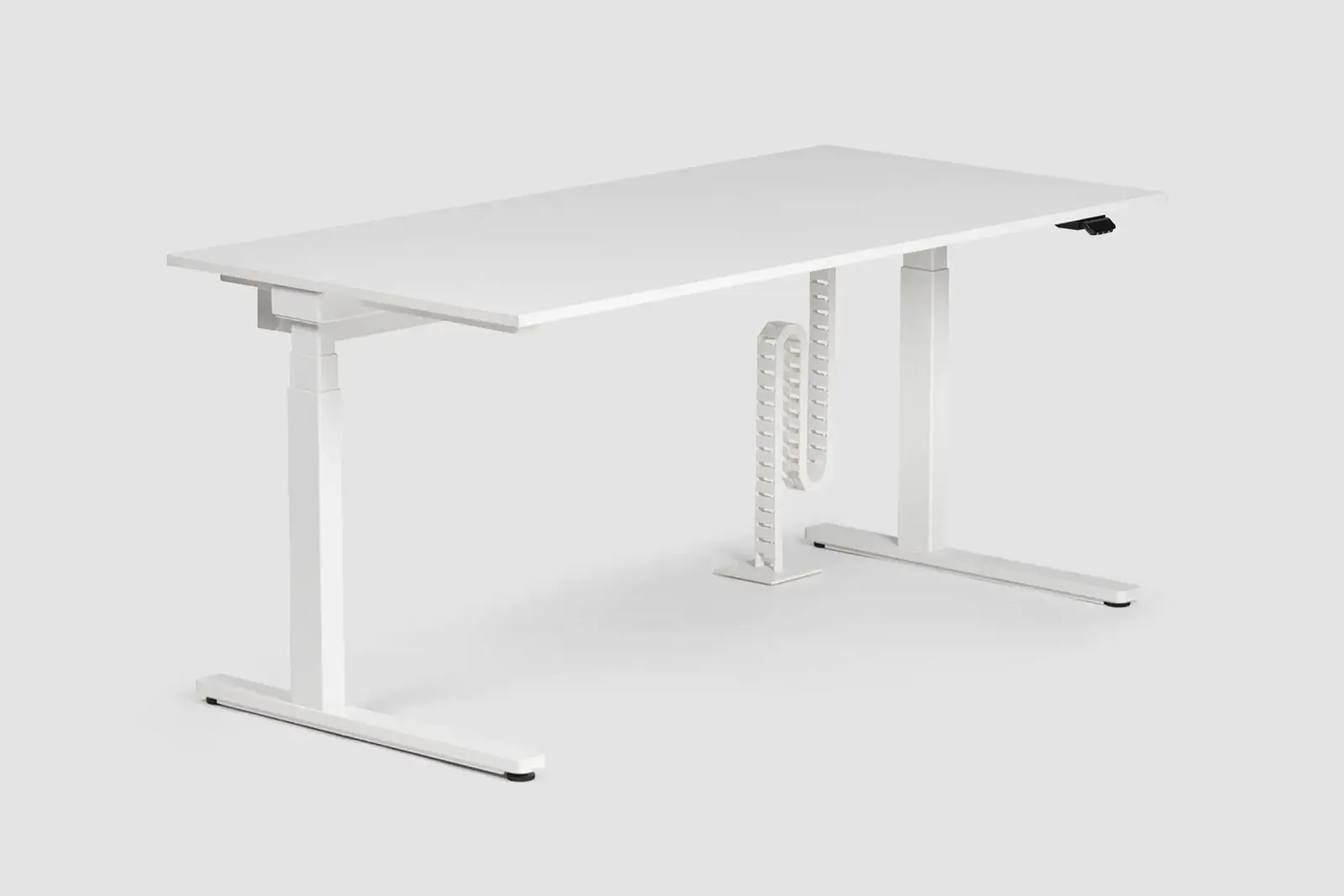 level-lift, (Electrically) height-adjustable Desk, Bene Office furniture, Image 1