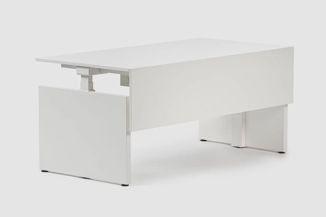 CLASSIC Lift, (Electrically) height-adjustable Desk, Bene Office furniture, Image 1
