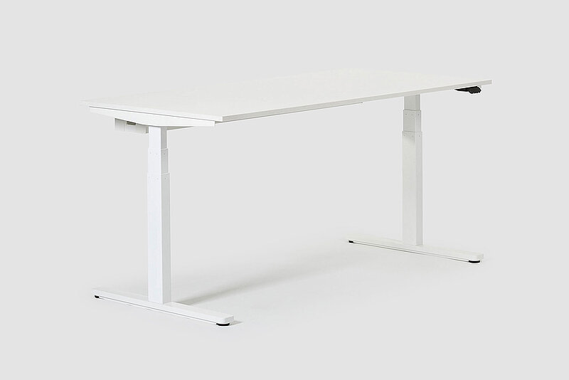 level pure lift, (elektrisch) höhenverstellbar Premium Schreibtisch, Bene Büromöbel, Bild 1