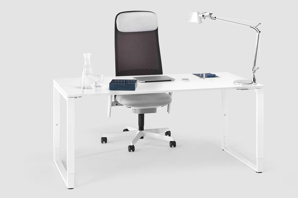 workstation-square, Height-adjustable Seating height Desk, Bene Office furniture, Image 2