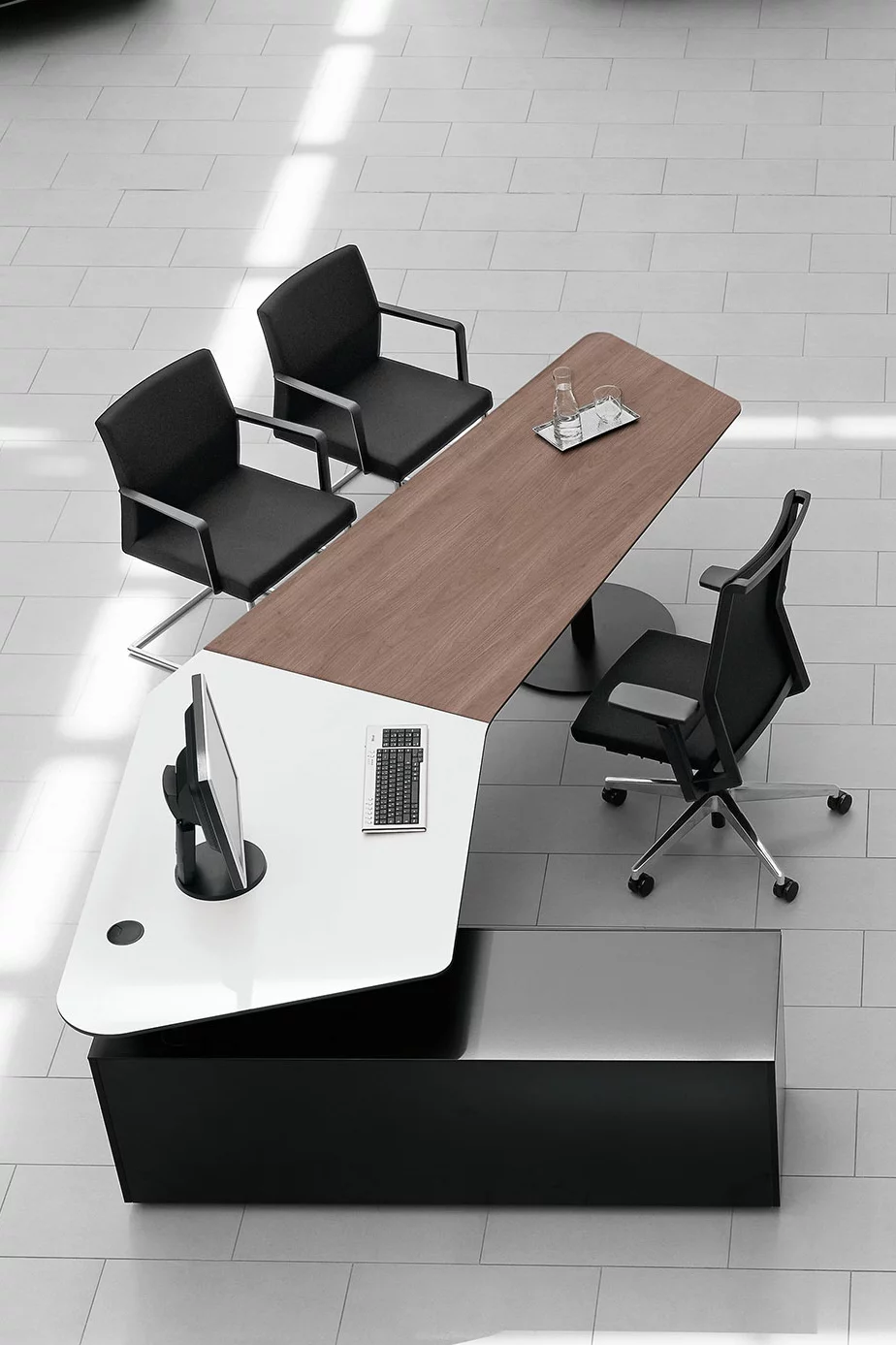 consult, höheneinstellbar Sitzhöhe Schreibtisch, Bene Büromöbel, Bild 3