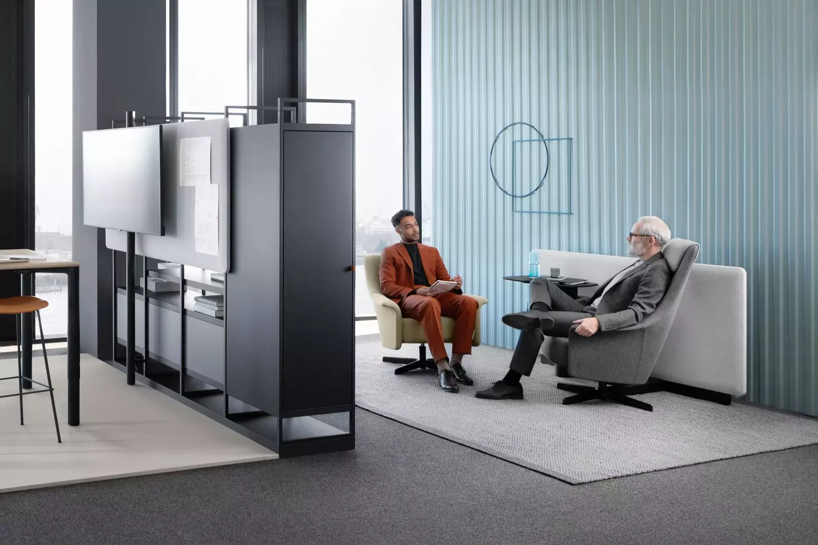 PORTS Active Chair, Höheneinstellbar Fußkreuz gepolstert Premium Polstersessel, Bene Büromöbel, Bild 1