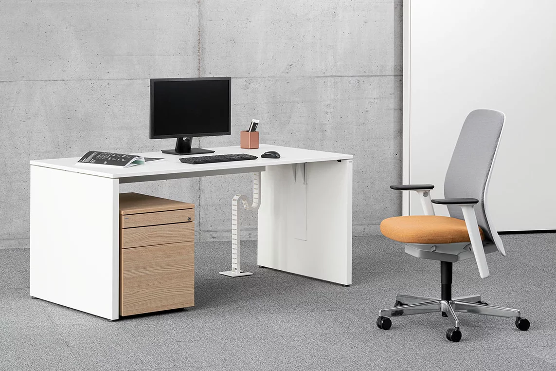 CLASSIC PURE, Hauteur d’assise Bureau / plan de travail, Bene Office furniture, Image 2