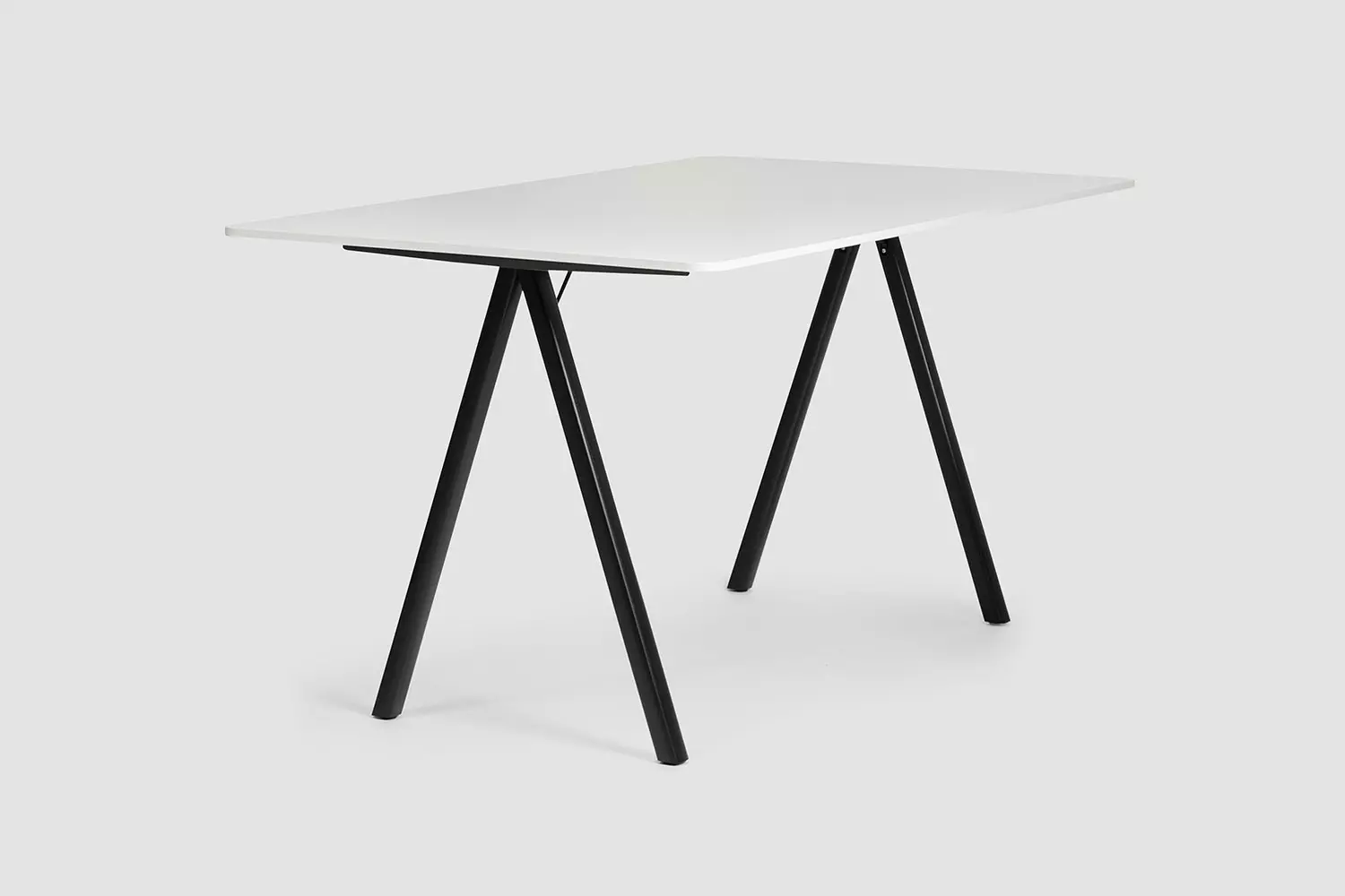 delta-pure-meeting-high, Hauteur debout Table de séminaire, meubles de bureau Bene, Image 1